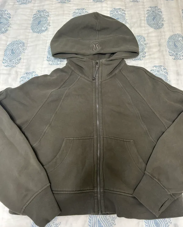 Lululemon Scuba Oversized Full-Zip Medium Olive - Image 2