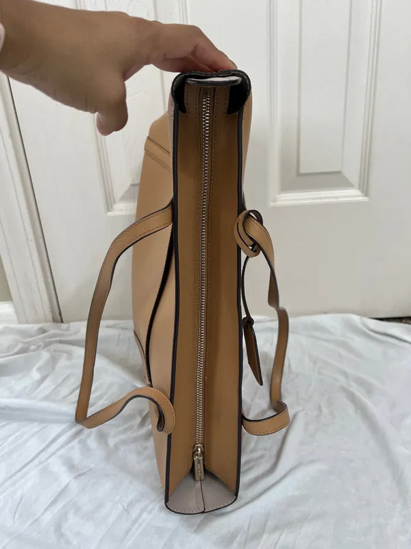 Kate Spade New York S338 Tan Tote Shoulder Bag Spade Charm - Image 11