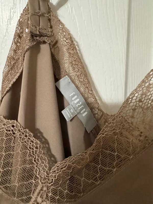 Satin top Tan Size M - Image 4