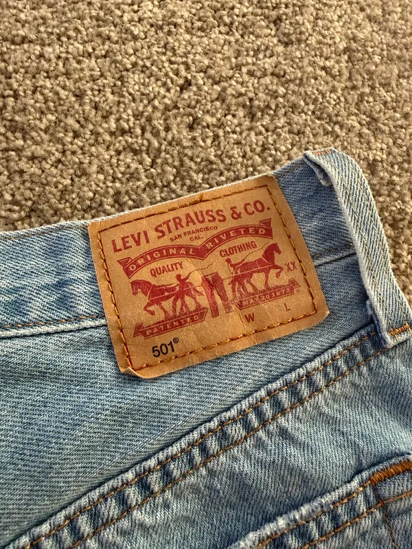 Levi’s 501 Shorts - Image 5