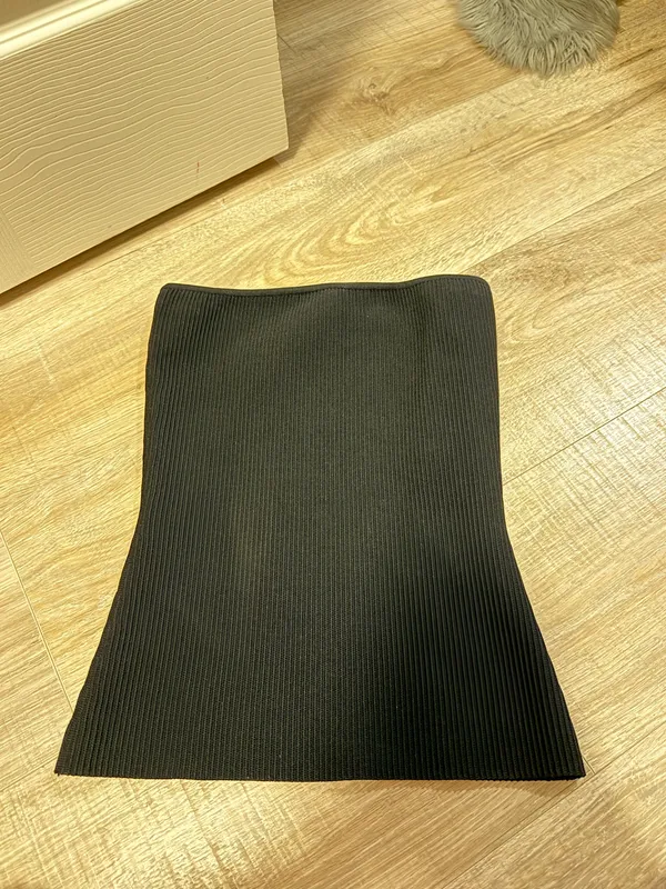 Aritzia Babaton Sculpt Knit Tube Top - Image 3