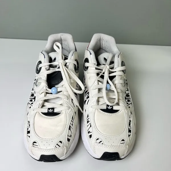 Adidas Astir Butterfly Athletic Sneakers Black White 9.5 - Image 6