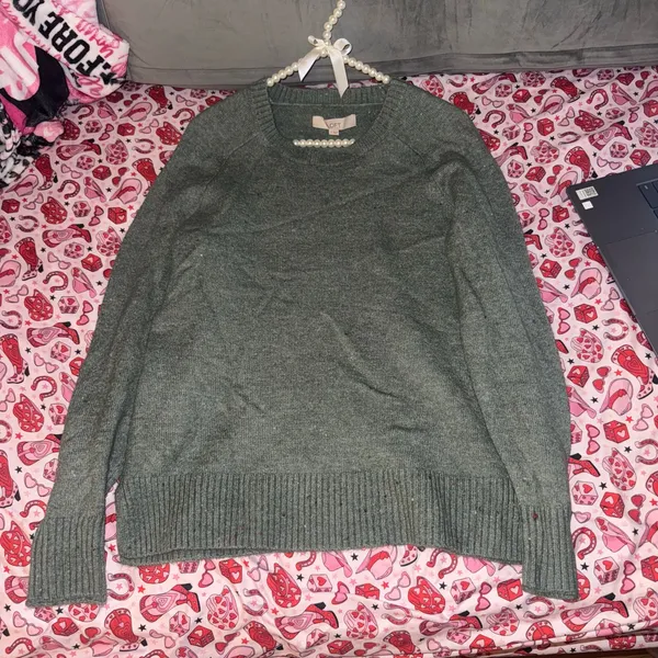 LOFT Size Small Green Crew Neck Sweater Classic Knit Design - Image 3