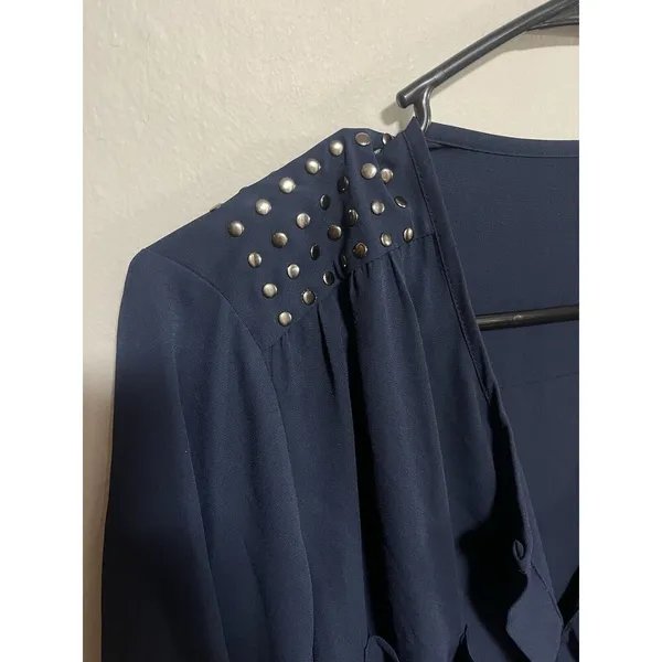 Stoosh Size Large Blouse - Image 3