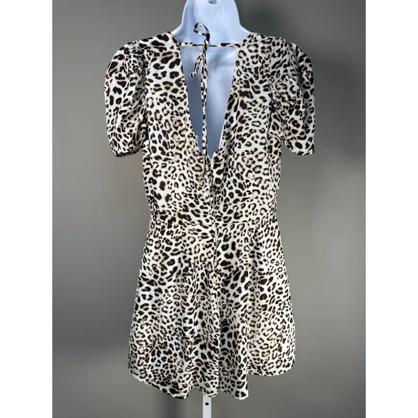 Alga Leopard Print Puff Sleeve Open Back Romper Mob Wife Glam M‎ - Image 4