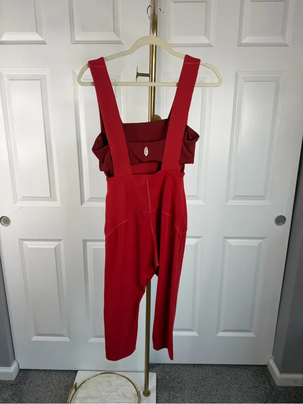 Free People Movement Red Capri Jumpsuit Romper Size S - Image 15