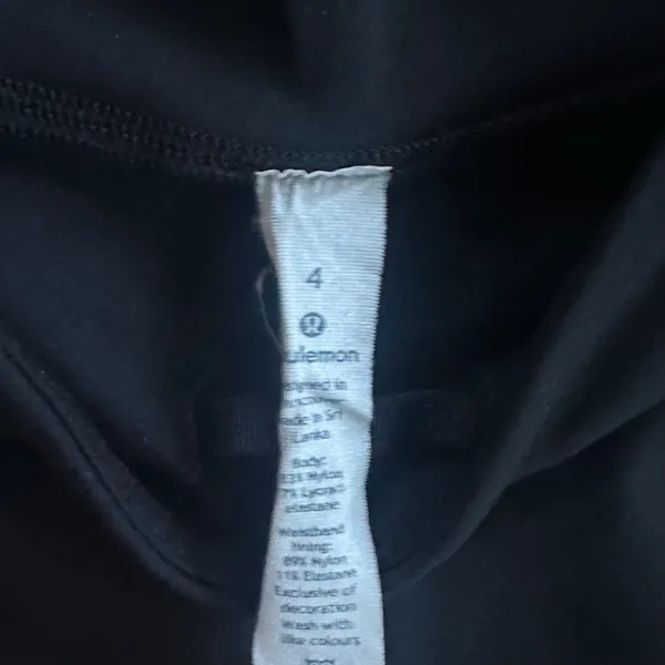 Lululemon Train Times 7/8 Pant 25” in Black Size 4 - Image 7