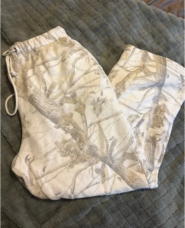 Dairy boy woodland camo sweatpant S - Image 3