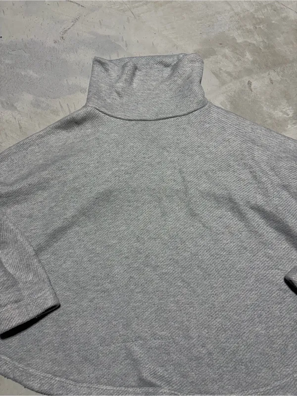 Free people free-est Light Gray Funnel Neck Sweatshirt medium - Image 2