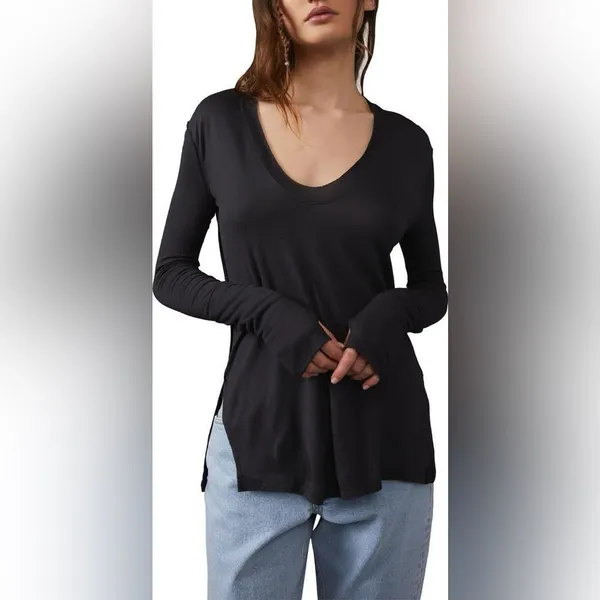 Free People Fresh and Clean Long Sleeve Tee in black Size Medium - Image 2