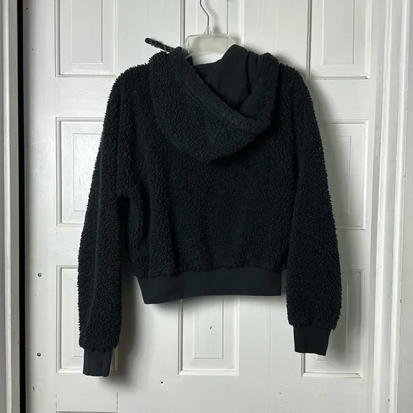 Lululemon quarter zip Sherpa hooded kangaroo pocket Size 4 - Image 7
