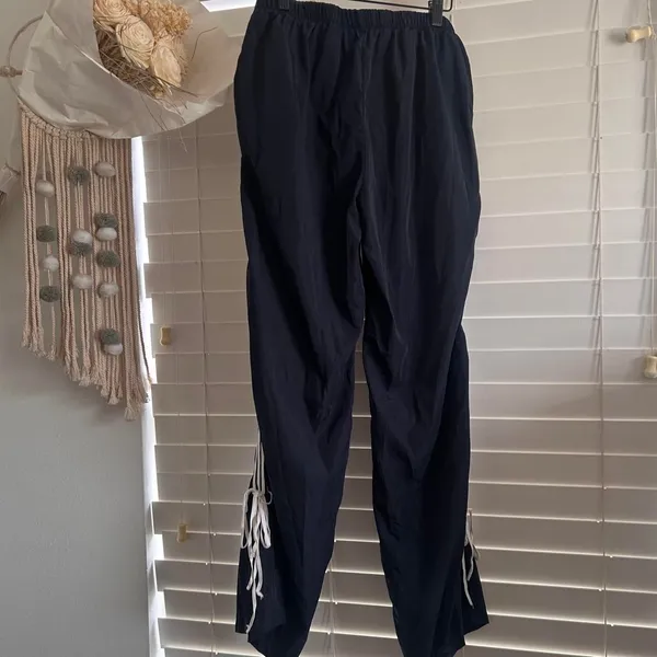 Edikted Women's Black and Navy Trousers - Image 6