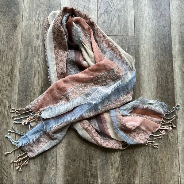 PRANA Mae Scarf Wrap Fringed Striped Tan Blue Cream Multicolored 100% Wool - Image 3
