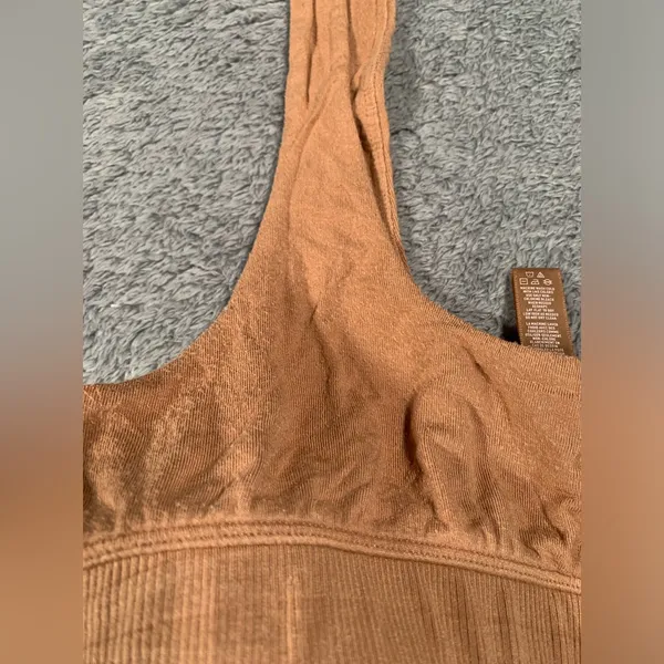Skims Tan bra Bralette medium - Image 4