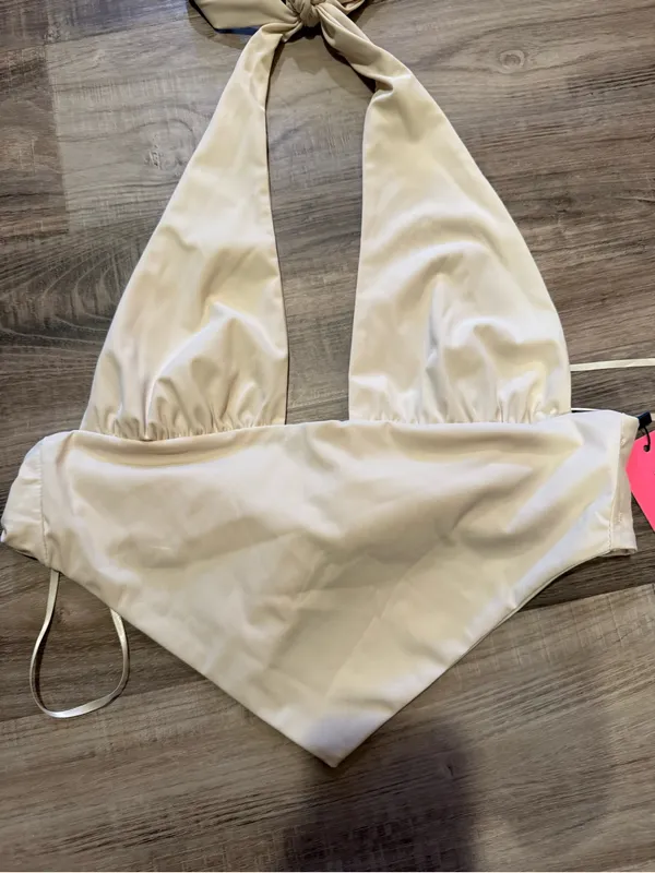 Edikted Halter Tie Top - Image 2