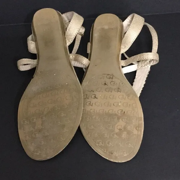 Nude and gold metallic fleck leather sandals Gold Size 8 - Image 8
