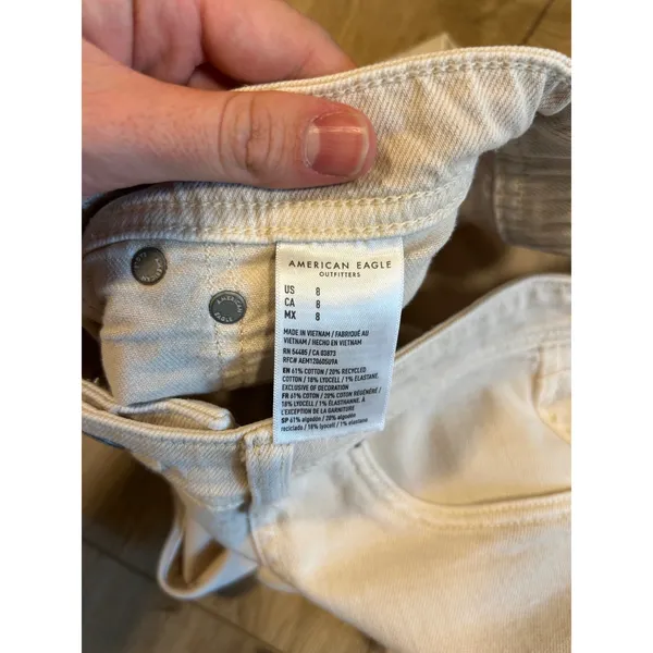 American Eagle Women 8 Cream Off-White Stretch Cuffed Denim Shorts High Rise - Image 3