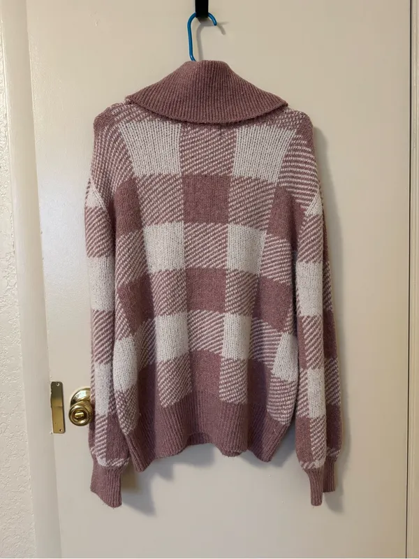 Olive & Oak Pink and Cream Checkered Turtleneck Cowl Neck Sweater NWT Size M - Image 4