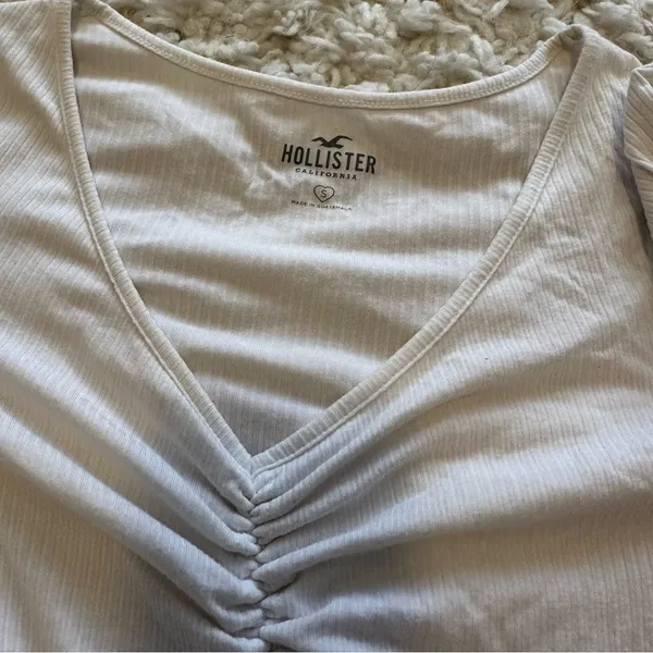 Hollister V-Neck Bodysuit - Image 5