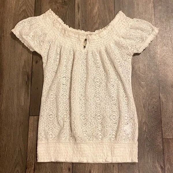 Lucky Brand White Crochet Boho Tunic Top Semi Sheer Short Sleeve Small - Image 2