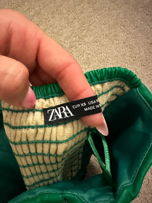 ZARA NWOT green faux leather corset top - Image 5