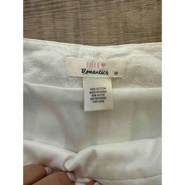 Urban Romantics White Pleated Tennis Skirt - Size XS‎ - 100% Cotton - Image 2