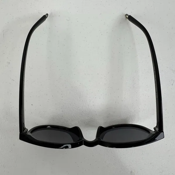 Foster Grant Fashion Black Sunglasses UVA UVB Protection Scratch Resistant - Image 6