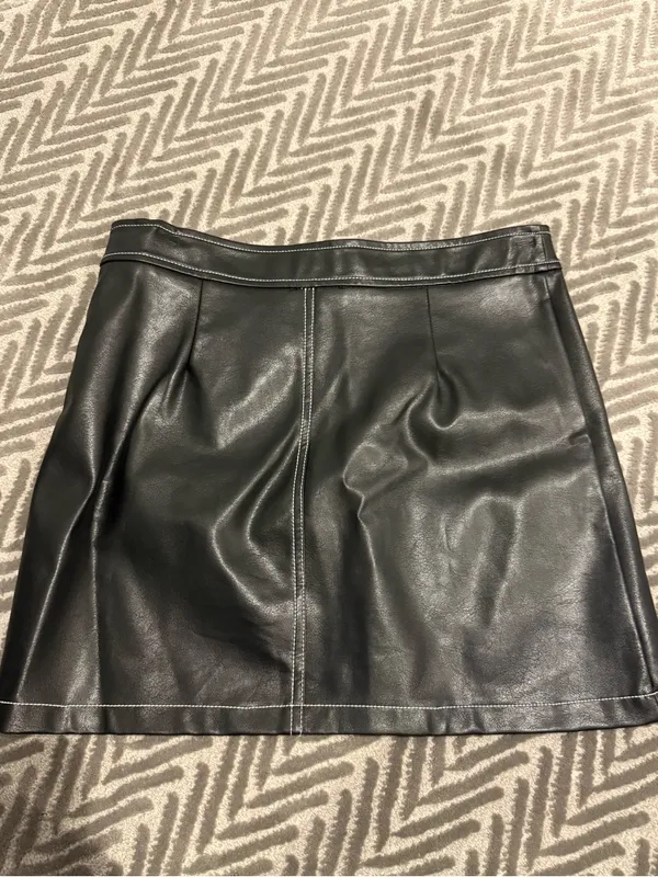 NWT Black Faux Leather Mini Skirt with Front Zip and Contrast Stitching - Image 2