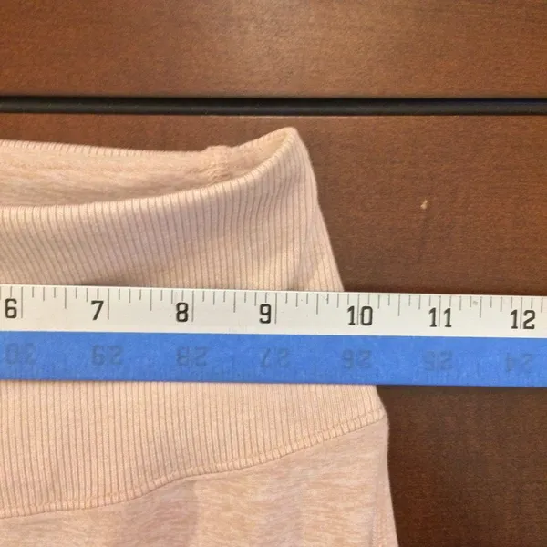 Alo high waisted leggings blush color xxs - Image 2