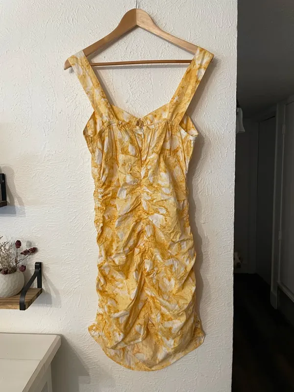 NWT Anthropologie Louna Yellow Floral Print Tie-Front Ruched Mini Dress Large - Image 4