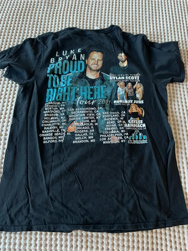 Gildan Black Tee with Turquoise Luke Bryan Tour Graphic - Image 2