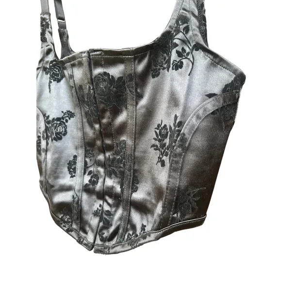 Motel Rocks Elicia Corset Crop Top in Black Rose Flock Black Size XS NWT - Image 3