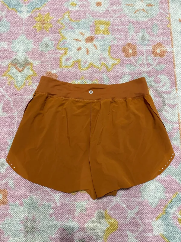 Lululemon Find Your Pace Lined High-Rise Shorts 3" - Image 4