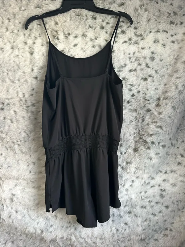 72. Victoria sport small romper - Image 2