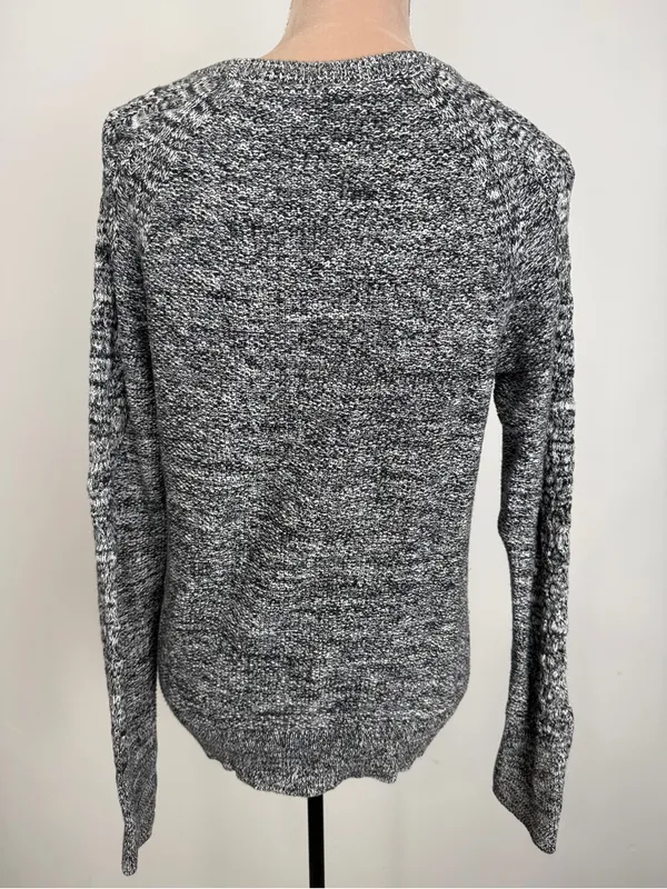 GAP Marled Black and White Cable Crewneck Sweater - Image 3