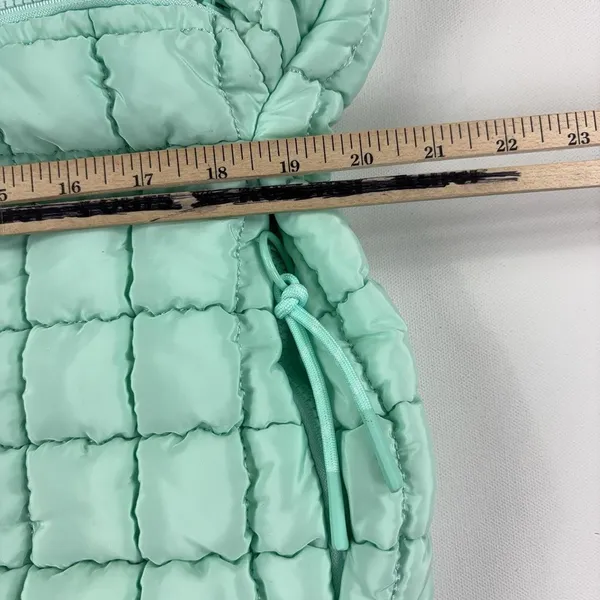 Iris & Rainbow Shoulder Bag Womens Large Green Quilted Puffer Zip Pockets - Image 4