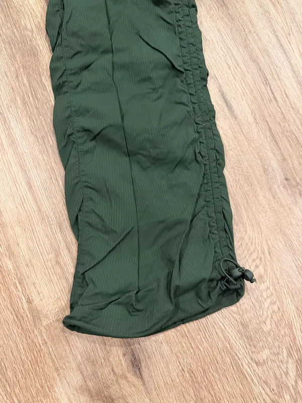 Lululemon Cargo Pants Dance Studio green - Image 6