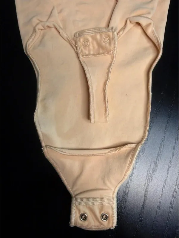 SKIMS Seamless Sculpt Thong Bodysuit Nude Small NEW - Image 7