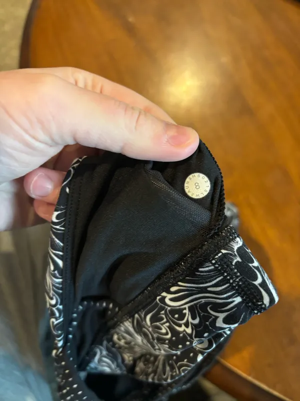 Lululemon black and white sports bra 8 - Image 4
