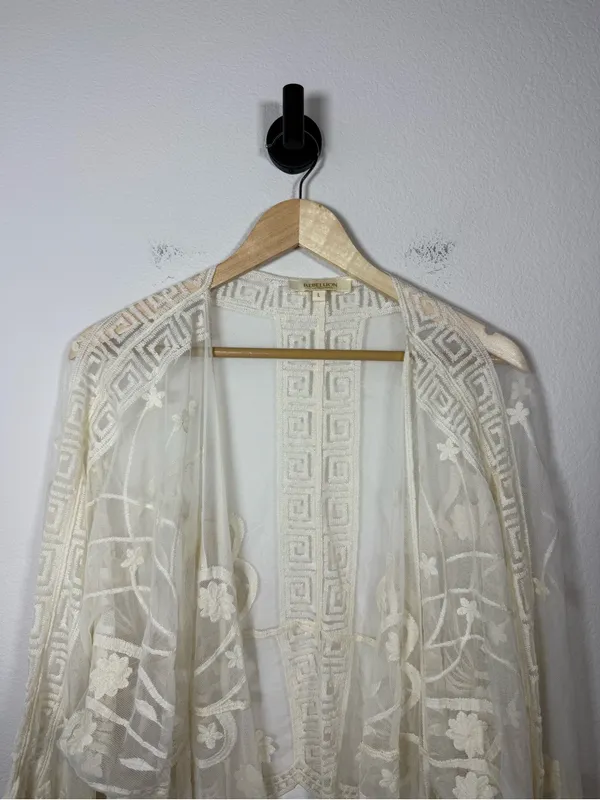 Boho Sheer Floral Embroidered Lace Kimono Crochet Scallop Festival L - Image 4
