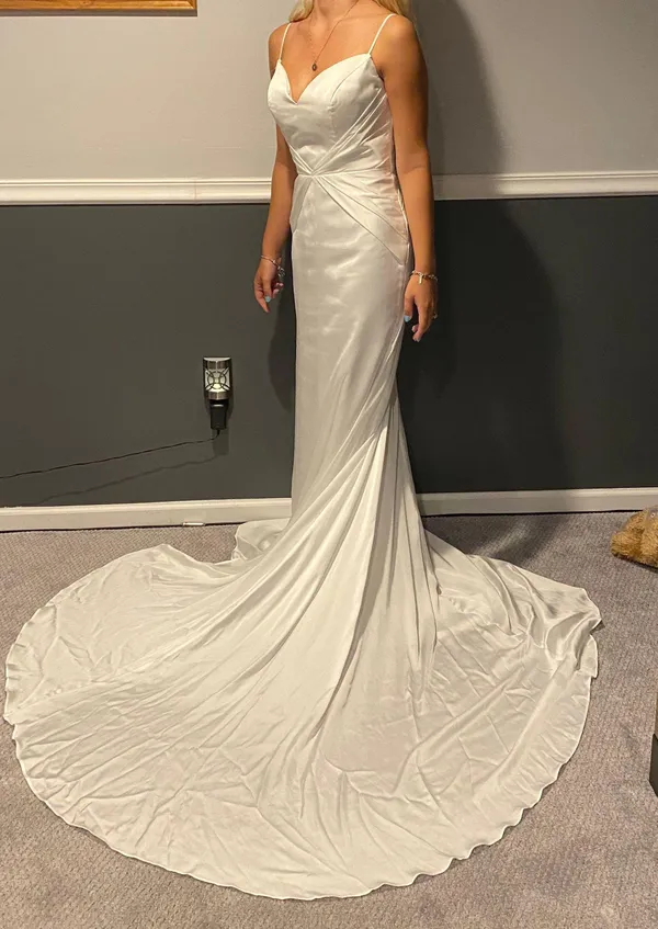 White Formal Dress Size 4 - Image 4