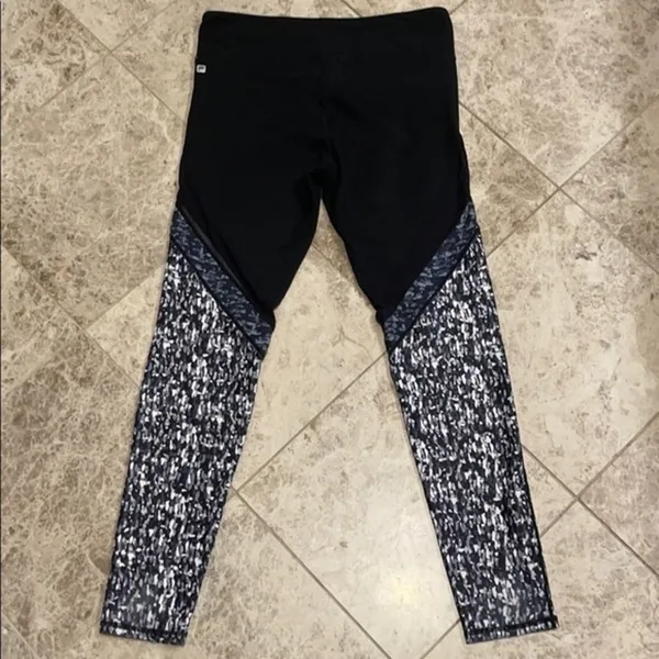 Fabletics Mid-Rise Mesh Powerhold Legging Medium Black Sheer Full Length - Image 9