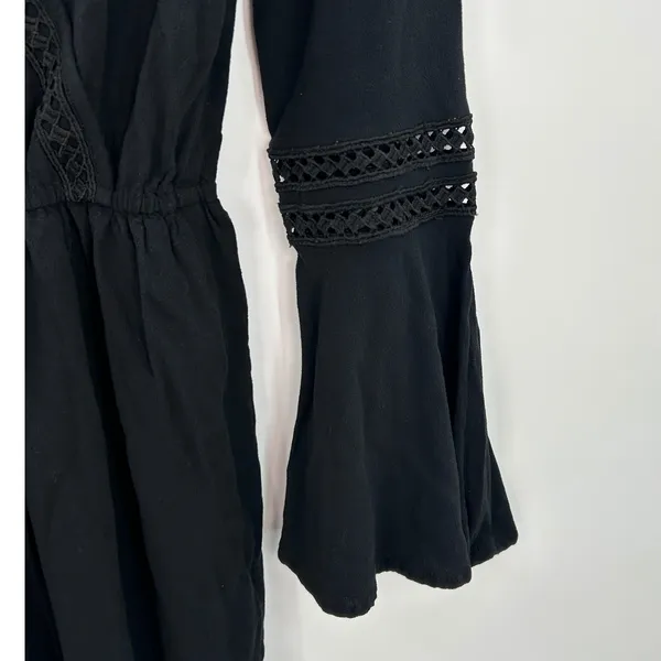 Hollister Black Long‎ Sleeve Romper V-Neck Crochet Trim Bell Sleeves Size S Boho - Image 4