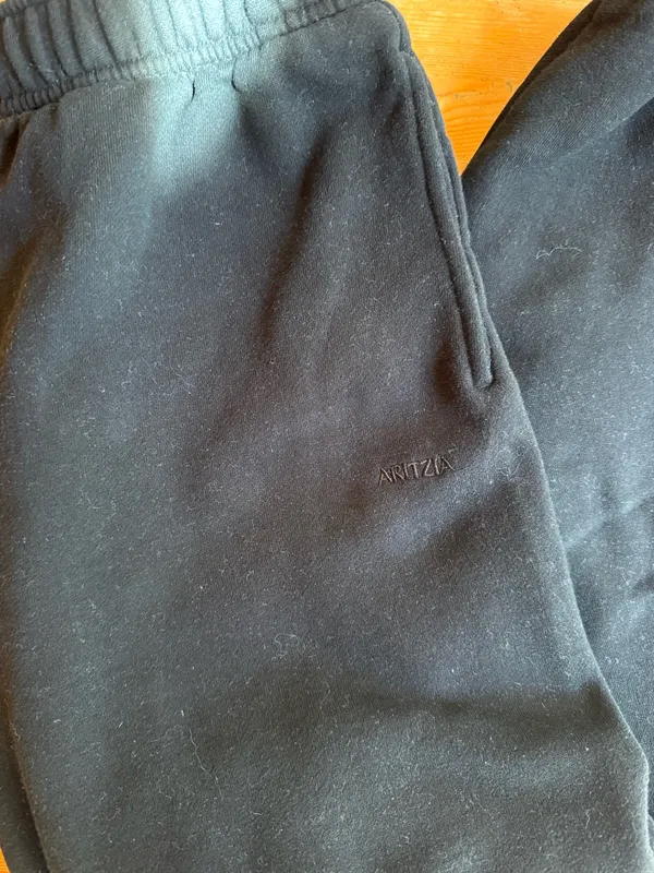 Aritzia Mega Fit Sweatpants - Image 2