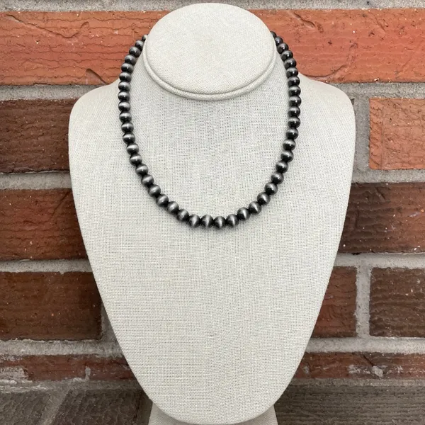 8mm Navajo Style Pearl Necklace - Image 2