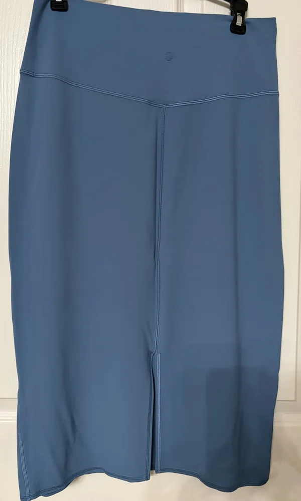 Lululemon Skirt High-Rise - Image 2