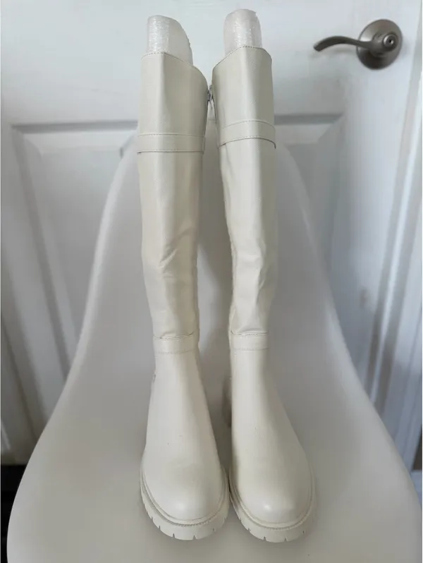 White quilted knee high boots Size 10 - Image 5