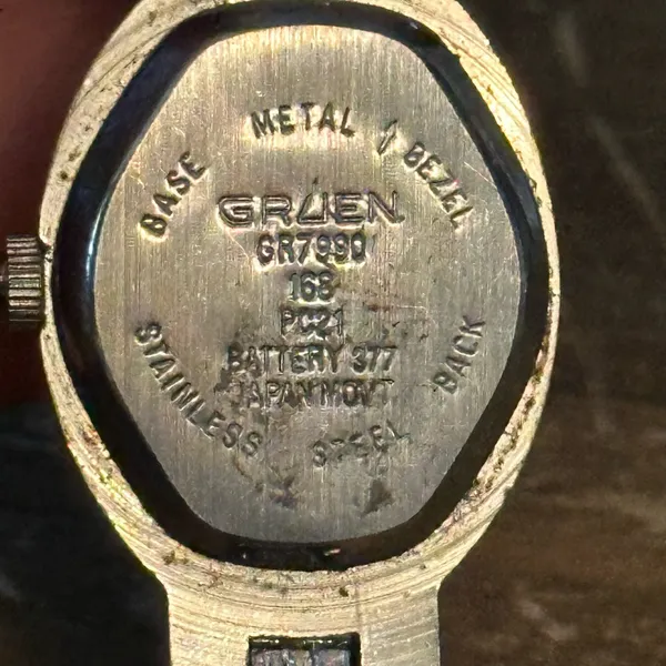 Vintage Gruen silver tone Marcasite watch - Image 7