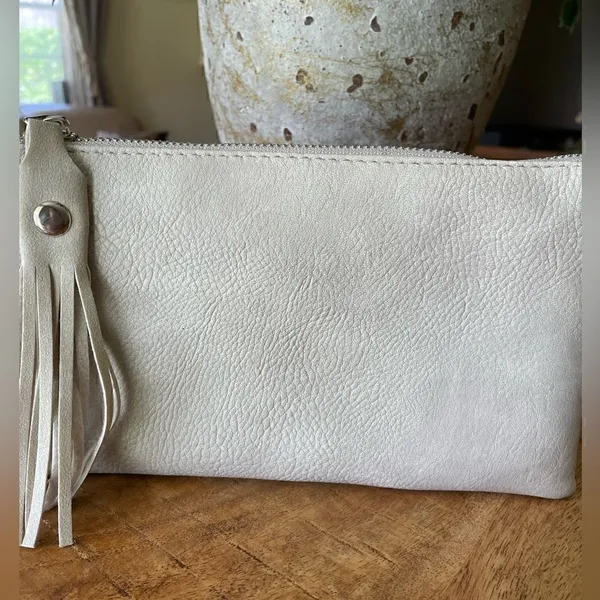 leather clutch❤️ free with purchase - Image 2