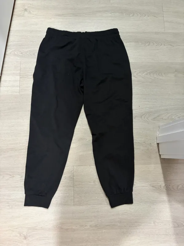 Vuori Performance Jogger - Image 5